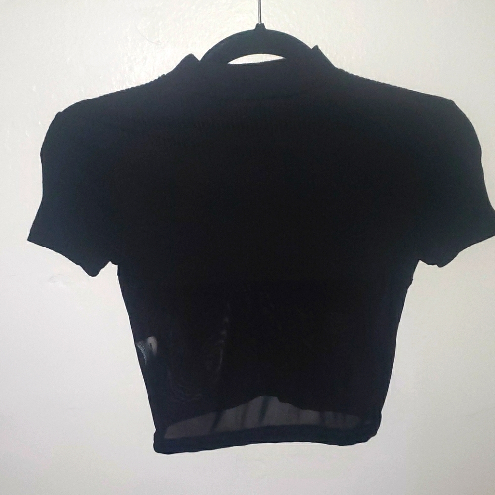 Mock neck crop top, mesh